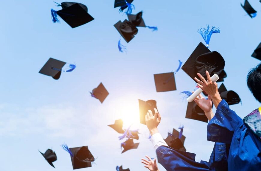 Choosing the Right Canadian School for Post-Graduation Work Permit