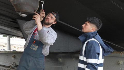Empowering Young Refugees to Launch Successful Careers