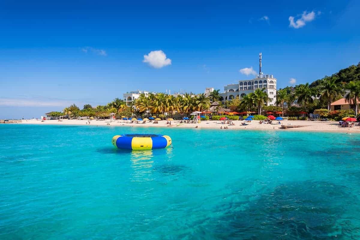 Explore 8 Visa-Free Destinations for Canadian PR Holders