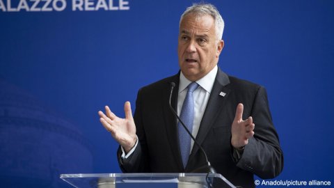 Greece Strengthens Laws for Rejected Asylum Seekers