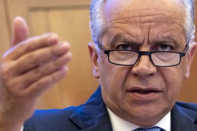 Italian Minister Claims Judges Biased Against Migrants