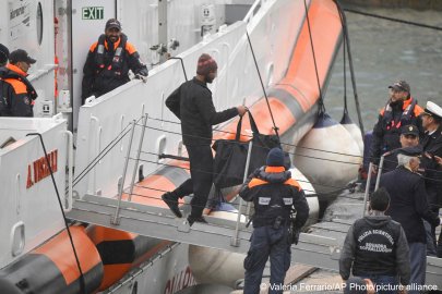 Italy's Ongoing Transfers: 26 Migrants Sent to Albanian Detention