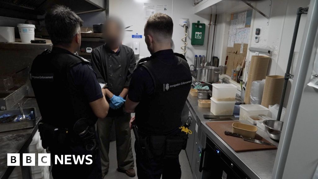 London Food Spots Raided in Search for Illegal Workers