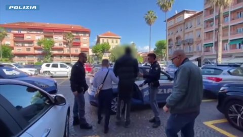 Migrant Smuggling Crackdown: 18 Arrested in Italy and France
