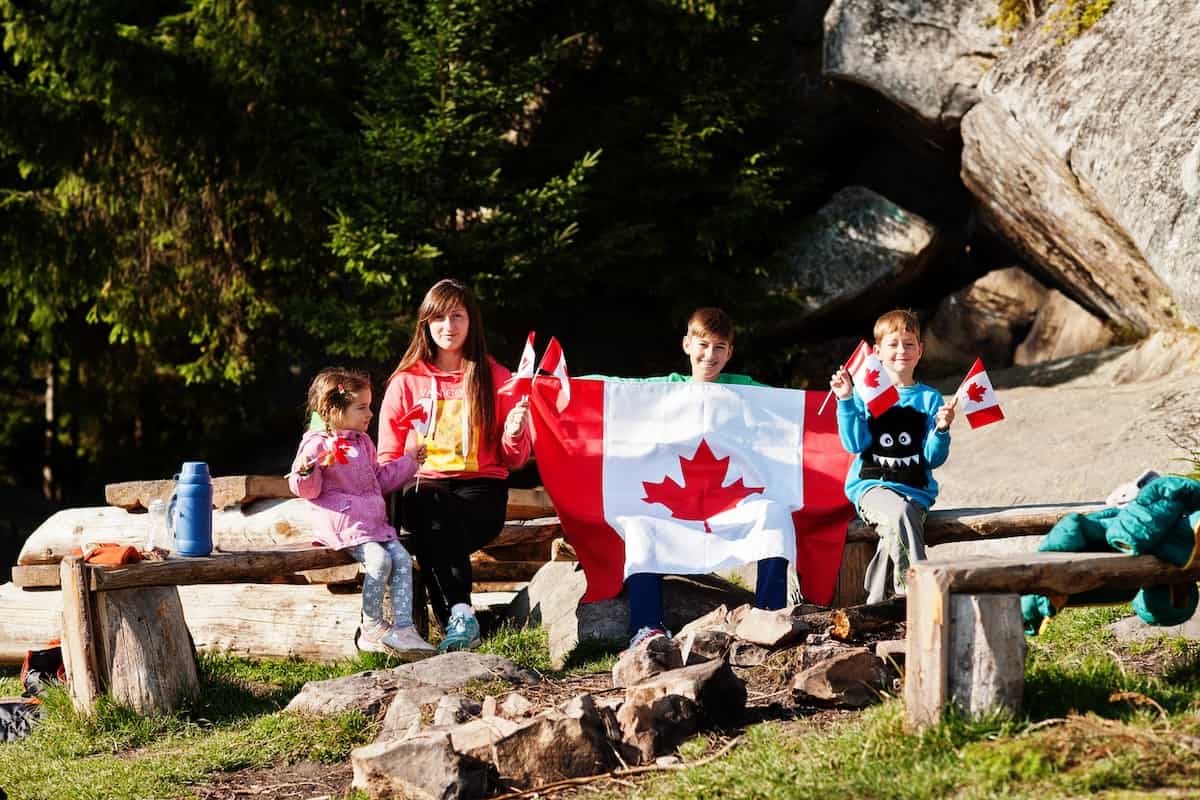 New Canadians Choosing to Stay: Study Debunks Migration Myths