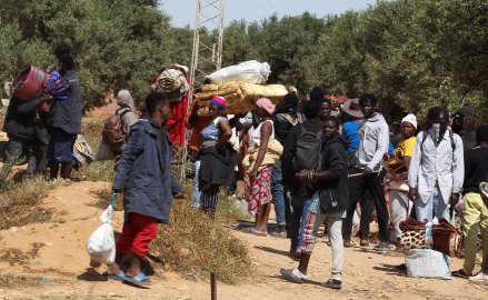 Sub-Saharan Migrants in Tunisia Face Severe Poverty Crisis