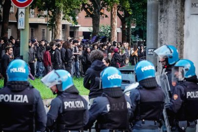 Turin Unrest: Migrant and Police Officers Injured in Conflict