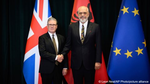 UK Plans Return Hubs Through Agreements with Third Countries