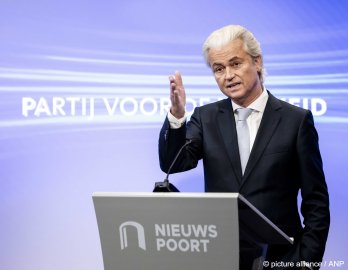 Wilders' Ultimatum: Potential Government Exit Over Asylum Policy