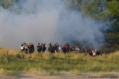France's Evolving Tactics Against Channel Smugglers and Police