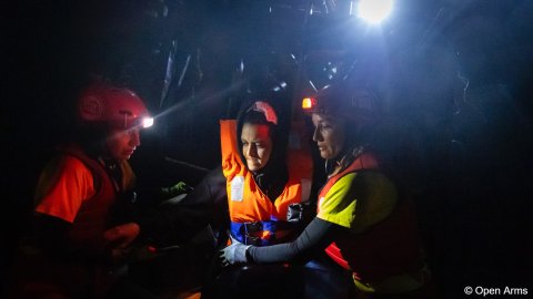 Rescue of 50+ Migrants Stranded on Mediterranean Platform