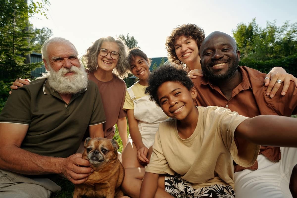 Canada Raises Financial Criteria for Hosting Parents and Grandparents