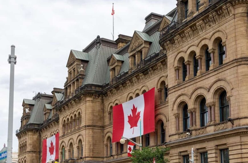 Canada Raises Minimum Funds for Express Entry Programs