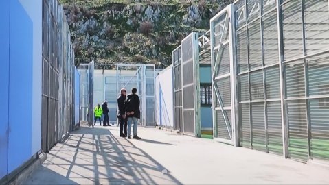 Caritas Condemns Inhumane Italian Detention Model in Albania