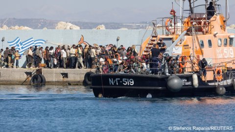 Greek Coast Guard Rescues Hundreds as Libya-Crete Route Surges
