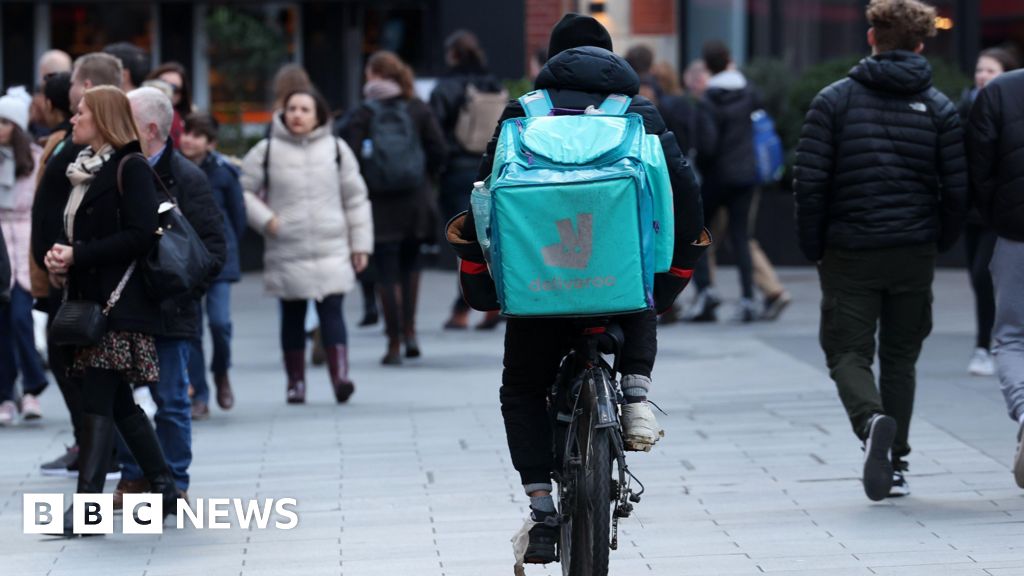 Home Office Reveals Asylum Hotel Locations to Food Delivery Apps