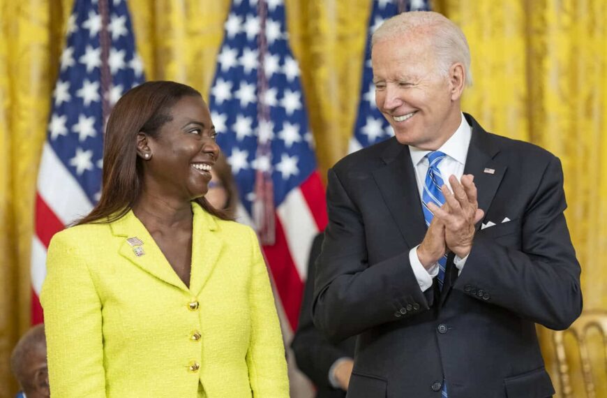 Sandra Lindsay and Michele Kang Named 2025 Great Immigrants