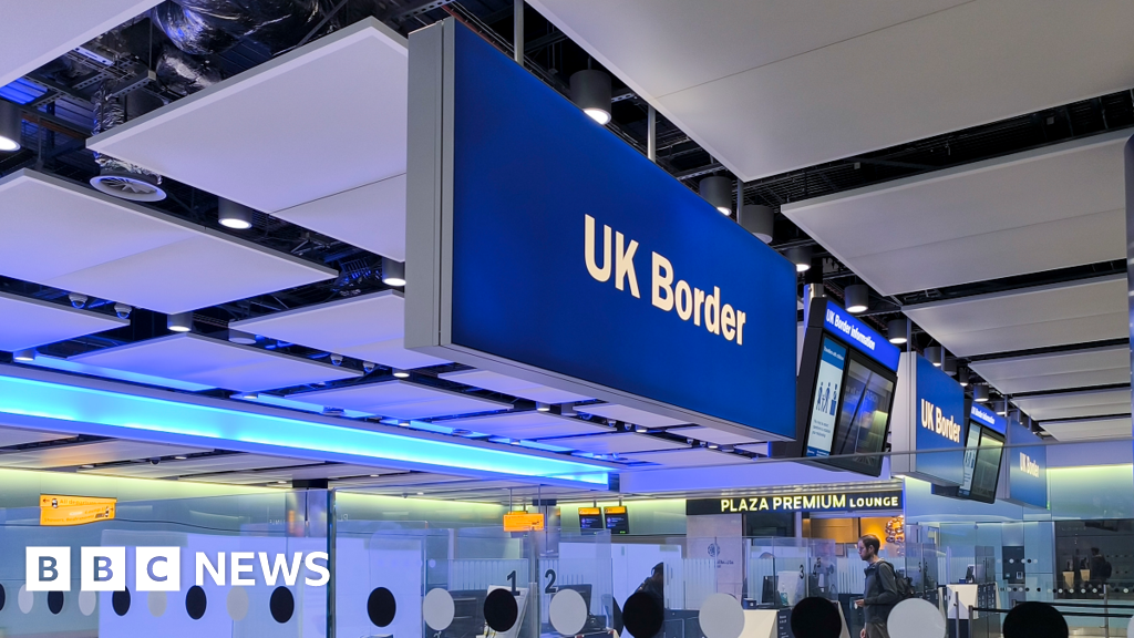 UK Home Office Lacks Data on Foreign Workers' Visa Expiry Impact