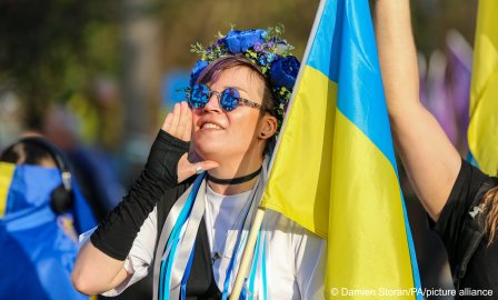 Ukrainians' Temporary Protection Status Extended to March 2027