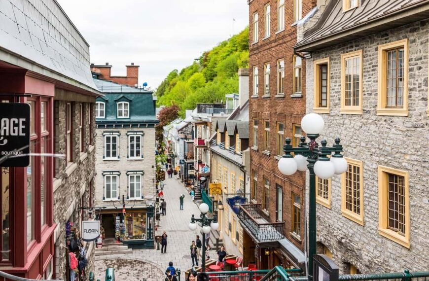 Quebec Invites Skilled Workers: Opportunities for Manual Laborers