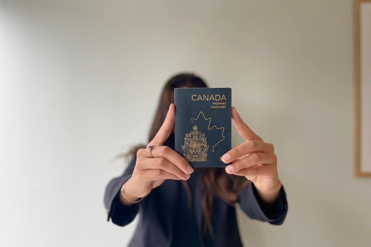 Check Your Eligibility for a Canadian Passport Today